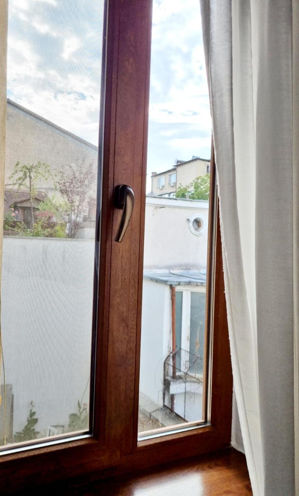 Cozy Apartment Near City Center บูคาเรสต์ ภายนอก รูปภาพ